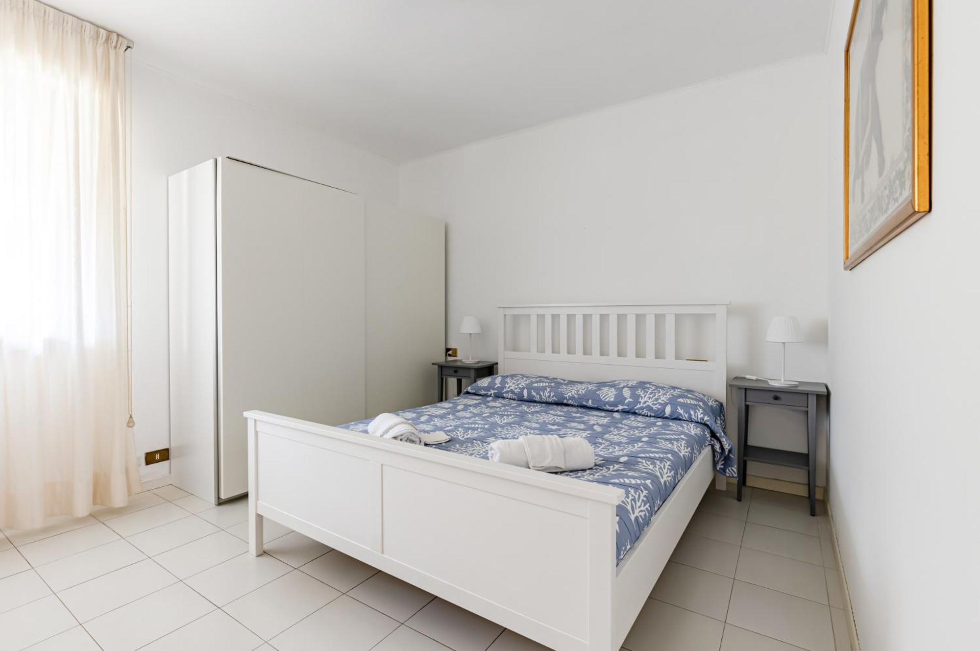 Two-Levels Apartment With Terrace And Parking Виареджо Экстерьер фото